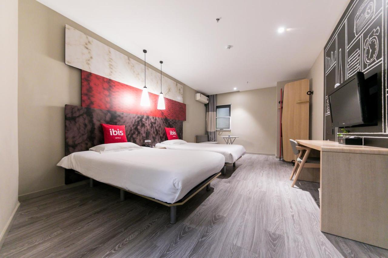 Ibis Nantong Qingnian Hotell Exteriör bild