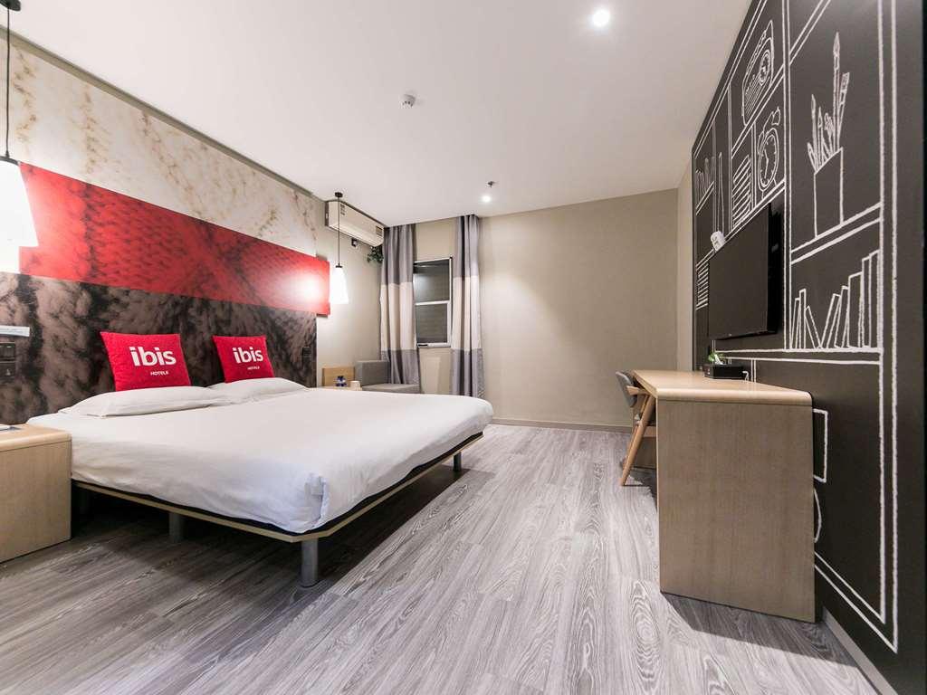 Ibis Nantong Qingnian Hotell Rum bild