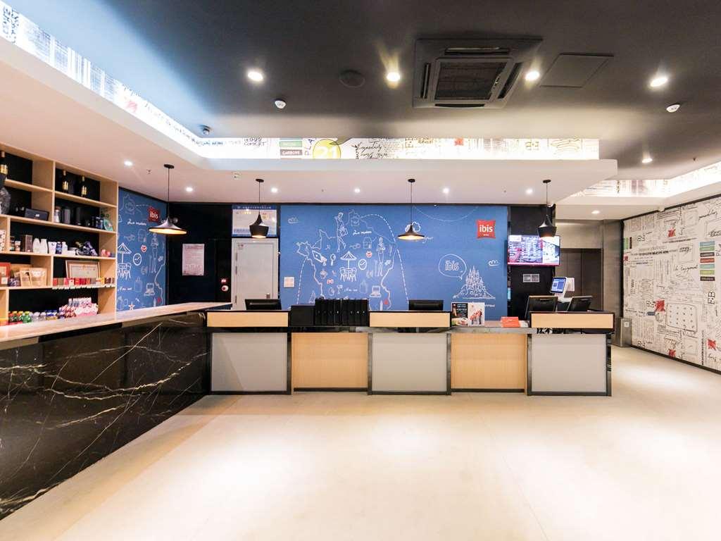 Ibis Nantong Qingnian Hotell Exteriör bild